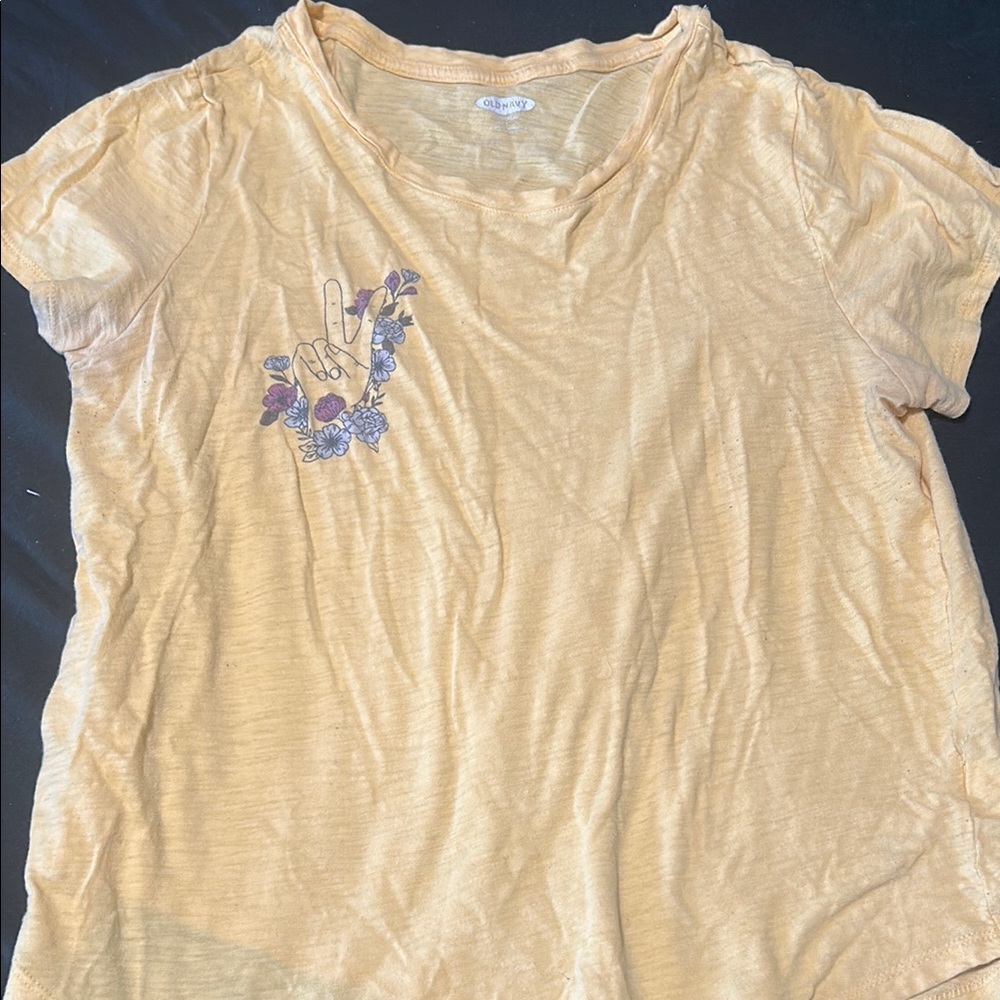 Old Navy Yellow Relaxed Short Sleeve Tee